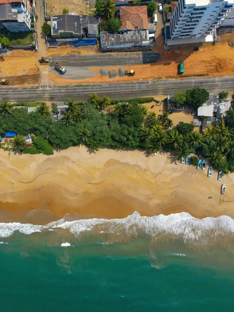 mount lavinia beach